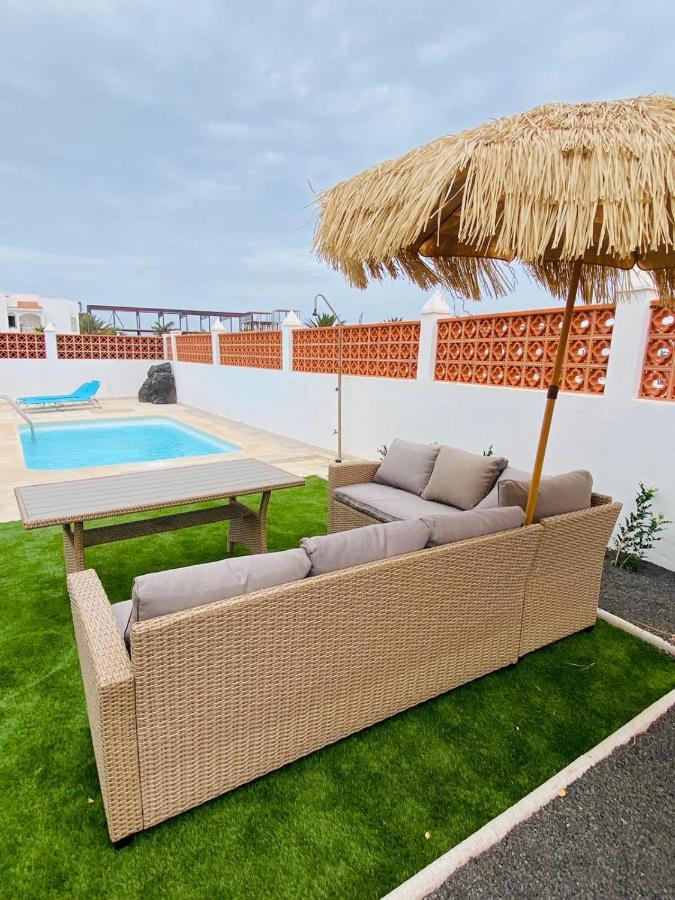 Golden Wave Surf Villa คอร์ราเลโฮ ภายนอก รูปภาพ