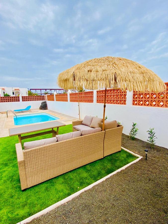 Golden Wave Surf Villa คอร์ราเลโฮ ภายนอก รูปภาพ